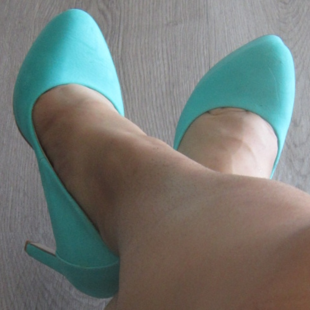 Charlotte Russe platform heels - Size 6